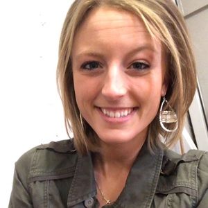 Meet your Posher, Kaila